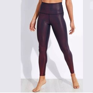 BEYOND YOGA Spot On High Waist Midi Leggings-Small